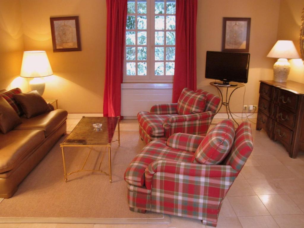 Auberge Des Templiers Boismorand Bilik gambar